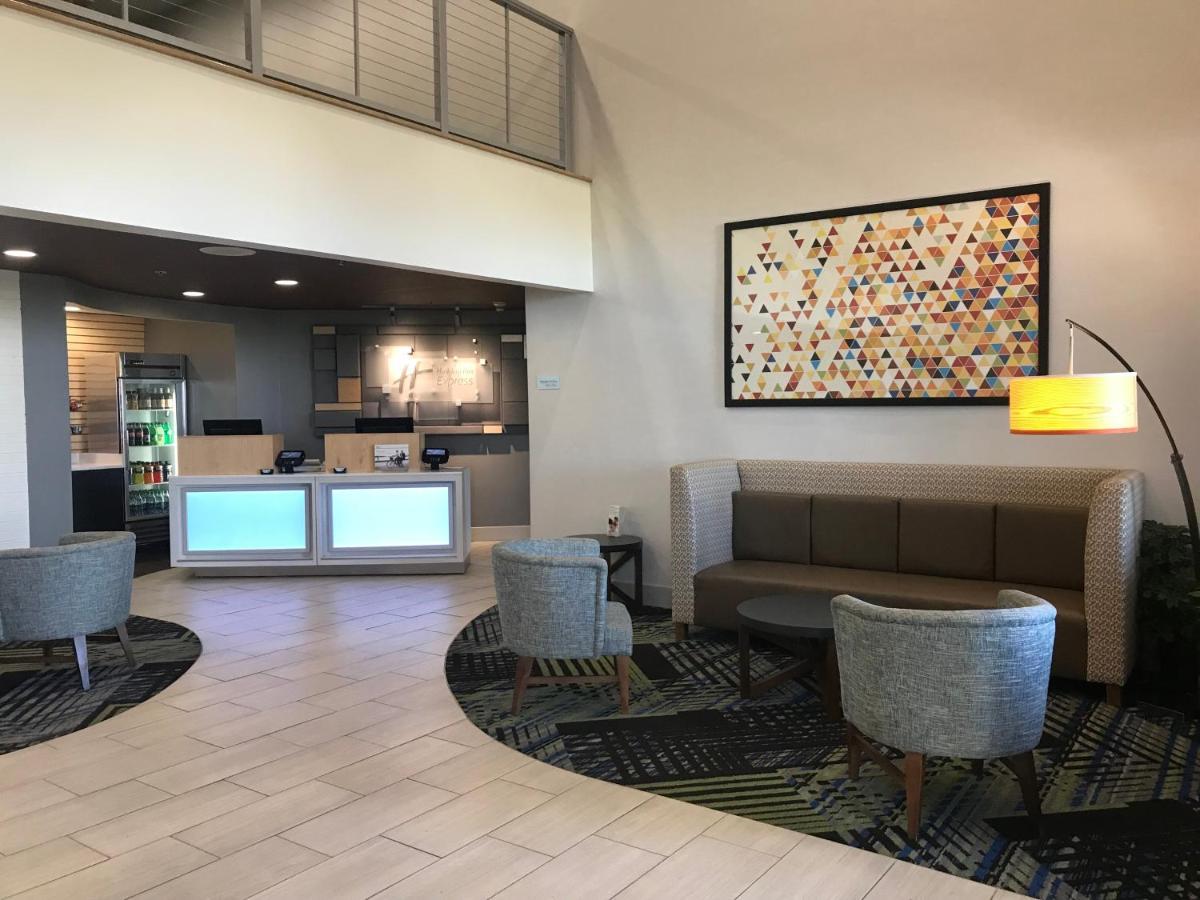 Holiday Inn Express - Canton By Ihg Exterior foto