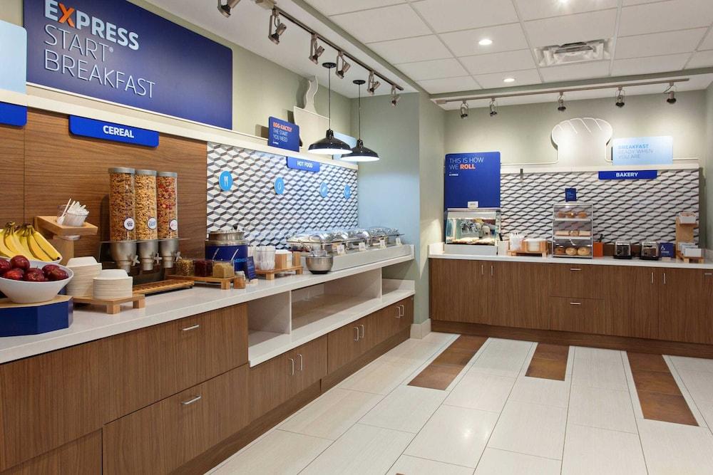 Holiday Inn Express - Canton By Ihg Exterior foto